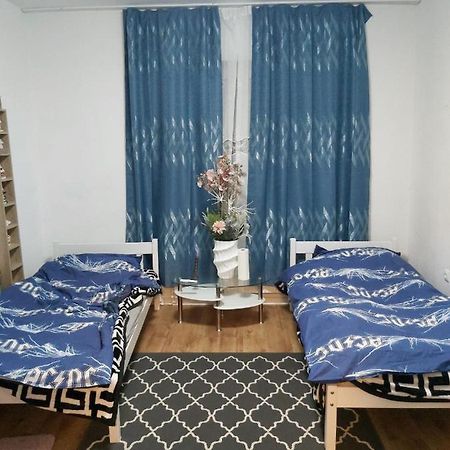1 Zimmerwohnung Mit Kueche, Balkon Und Badezimmer In Duesseldorf Apartmen エクステリア 写真