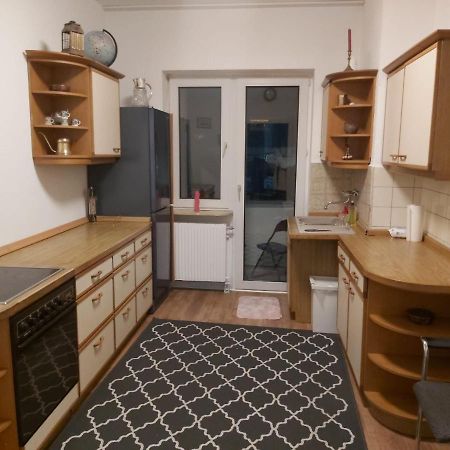 1 Zimmerwohnung Mit Kueche, Balkon Und Badezimmer In Duesseldorf Apartmen エクステリア 写真