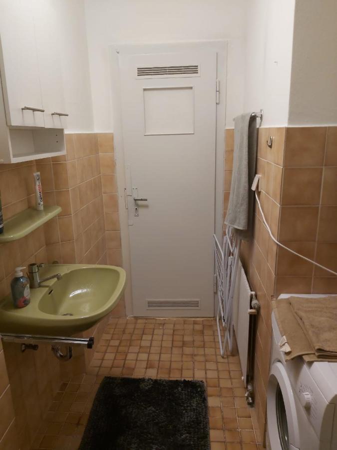 1 Zimmerwohnung Mit Kueche, Balkon Und Badezimmer In Duesseldorf Apartmen エクステリア 写真